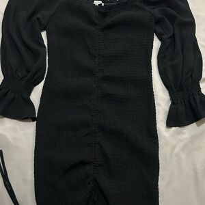 Love Tree Black Bodycon Dress with Bishop Sleeves